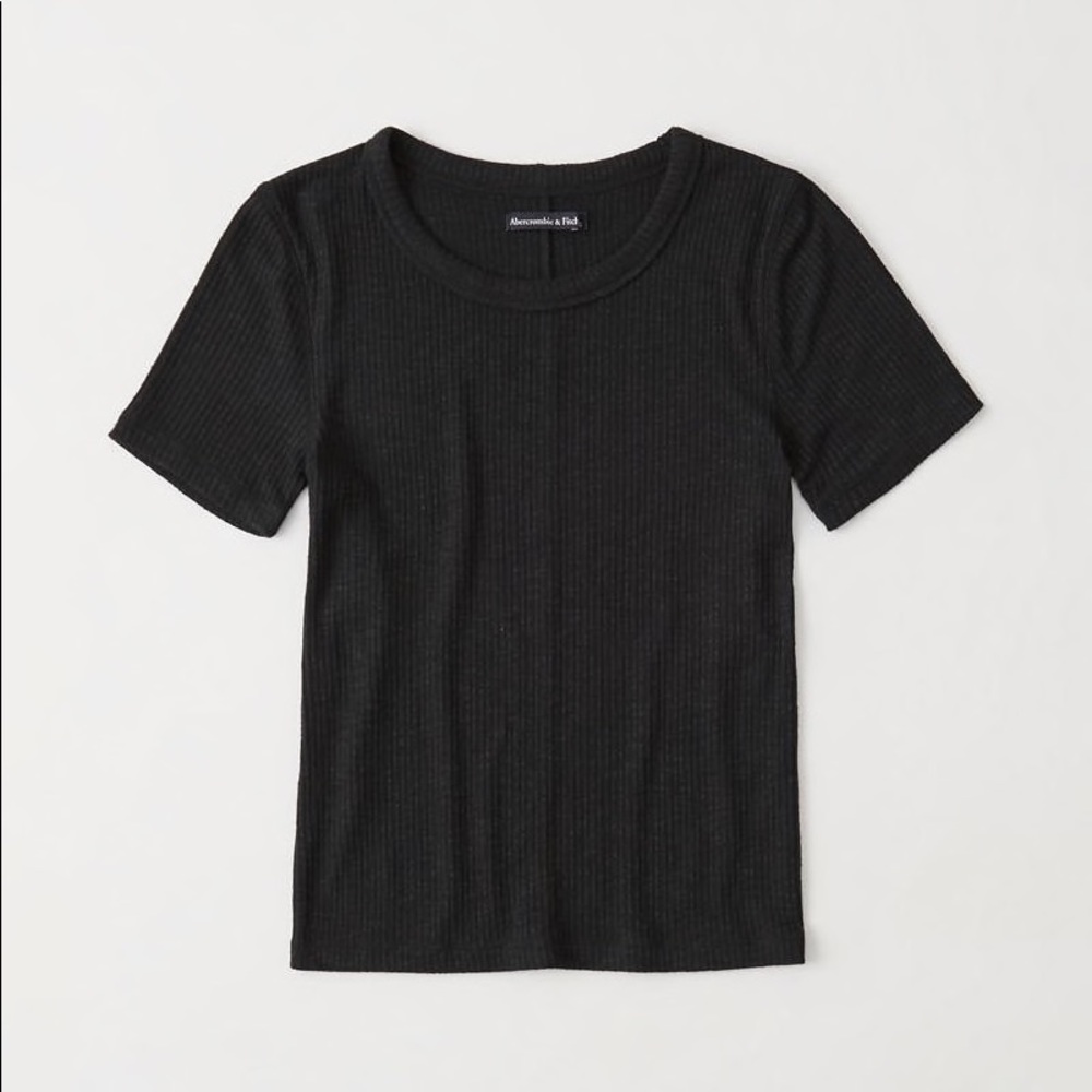 NWOT Abercrombie Slim Ribbed Crew Tee